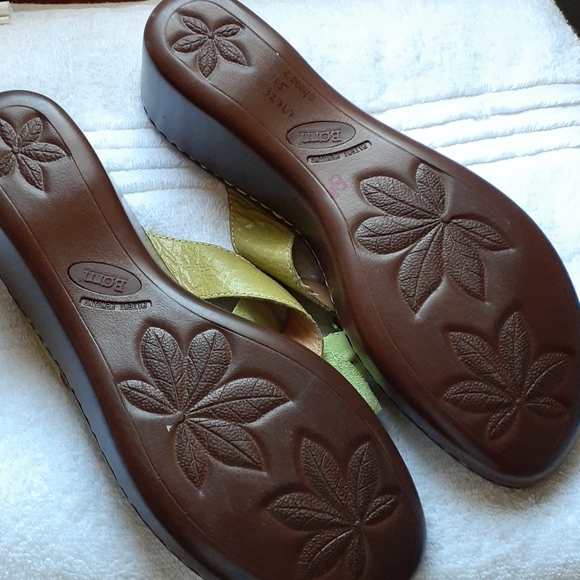 BOGO buy the green ones, get the black ones for free - Picture 8 of 9